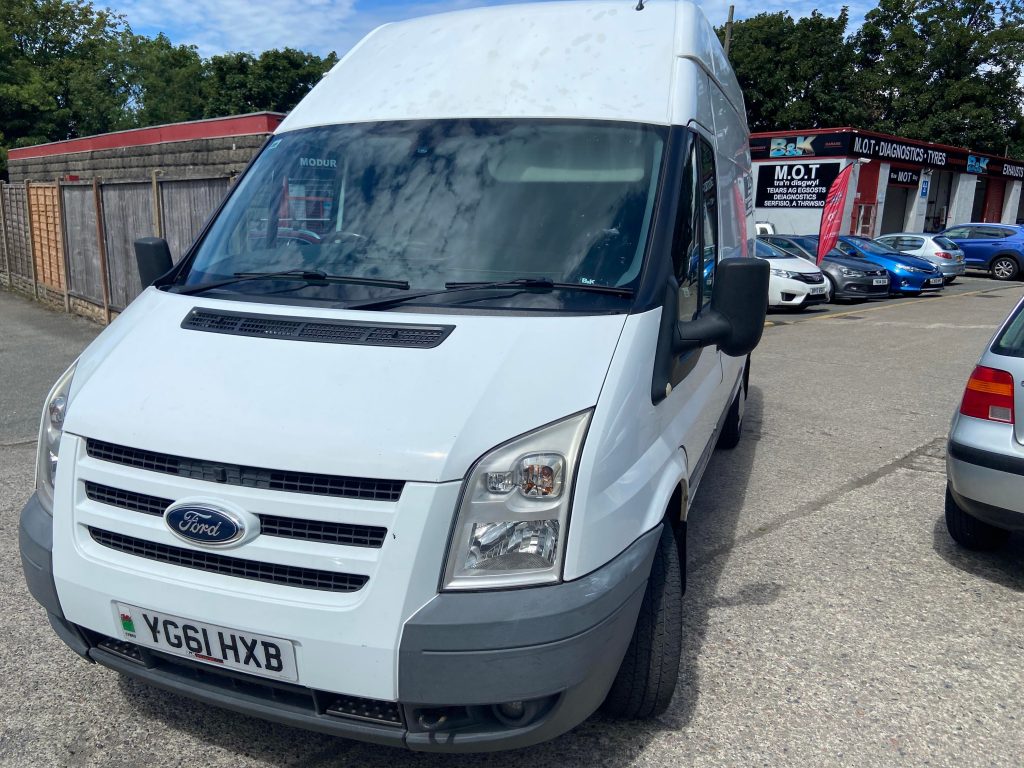 FORD TRANSIT COURIER 85 WITH NEW ENGINE